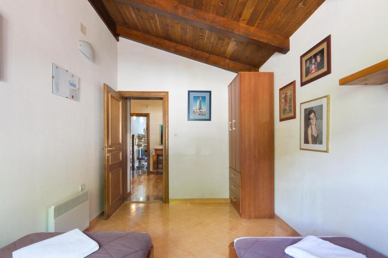 Villa Robinson Petrovac Exteriör bild